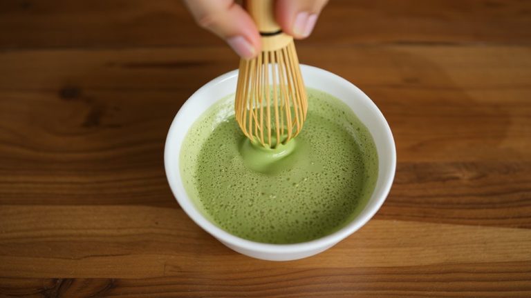 perfect matcha whisk frothing