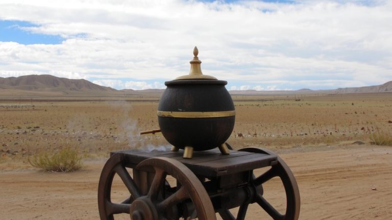 turkmen nomadic mobile kettles
